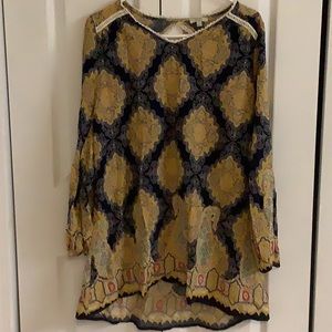 Kori America Top Size Medium